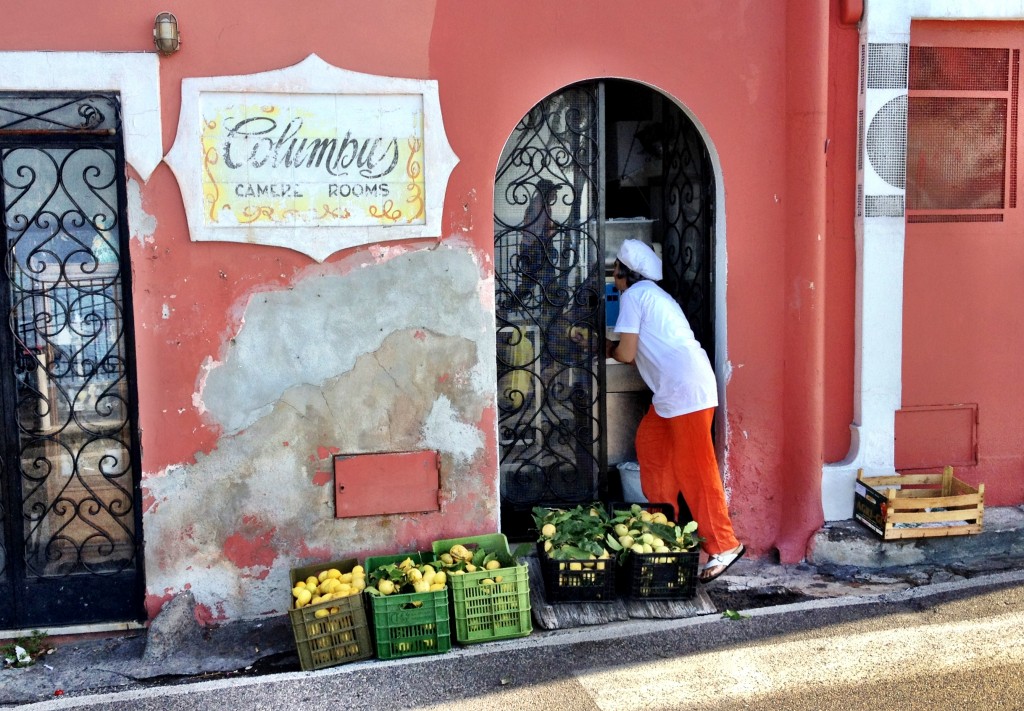 lemon lady positano italy