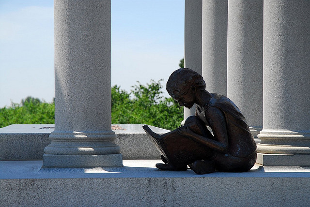 james whitcomb riley gravesite